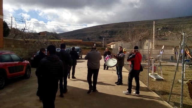 La Charanga sale del Pabellón