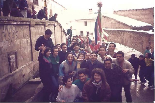 Posando en la fuente