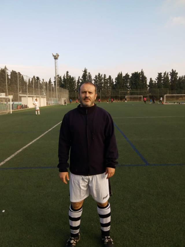 Ángel, uno de los veteranos del Abanto C. F.