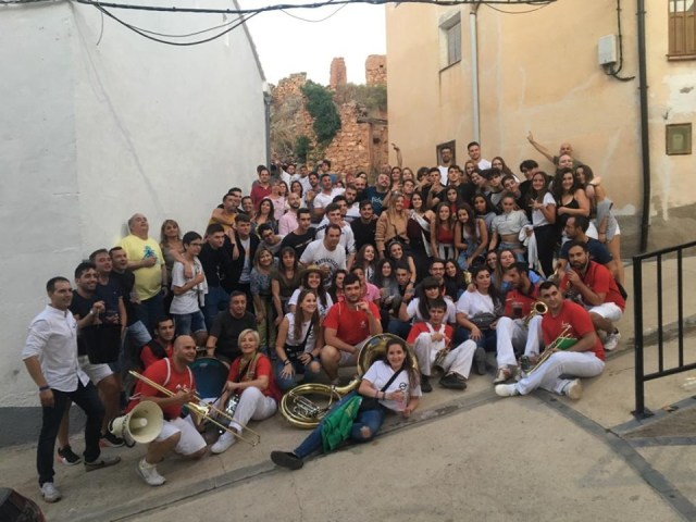 67696896_2406587759665557_4494873404876259328_n